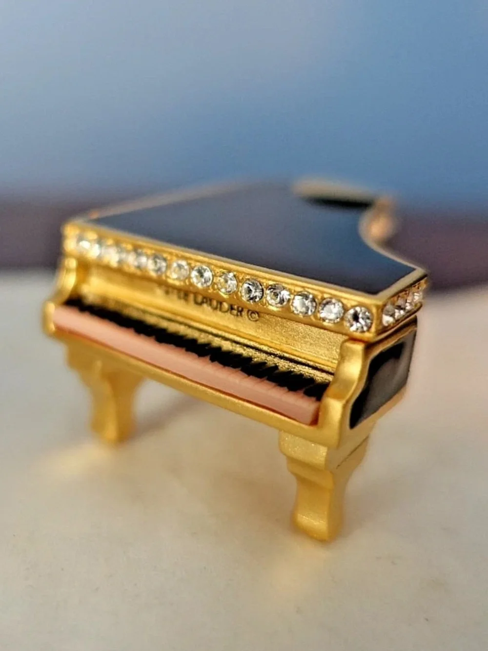 Vtg Estee Lauder BABY GRAND PIANO W/ BENCH Solid Perfume Compact, Box Bag NEW